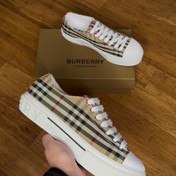 Shop with us @Pov.kicks