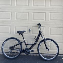 Small Specialized Globe Carmel – 21-Speed – Step-Thru Comfort Hybrid Bike Women’s Bicycle