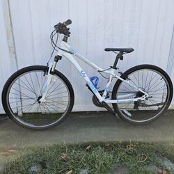 LIV Enchant Giant Hybrid Bike 