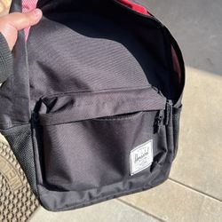 Herschel Back Pack 