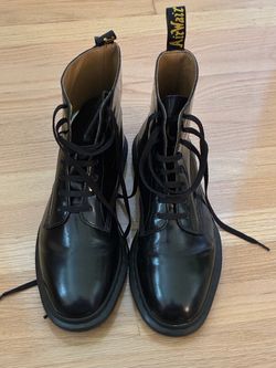 Dr. Martens 10M