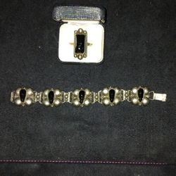 Vintage Mex Silver Sterling Bracelet  w  Black Onyx 