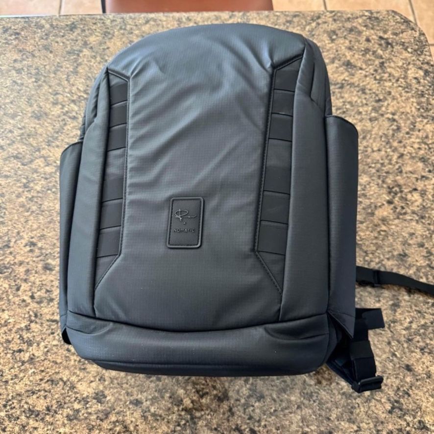 Nomatic McKinnon Camera Backpack With cube  Barely used