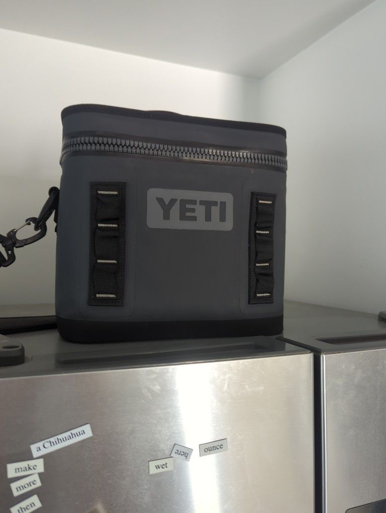 Yeti Hopper Cooler