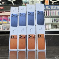 iPhone 17 Pro & iPhone 17 Pro Max W/ AirPods Pro 3  ((Take It Home In Payments/ llévatelo a casa en pagos) 