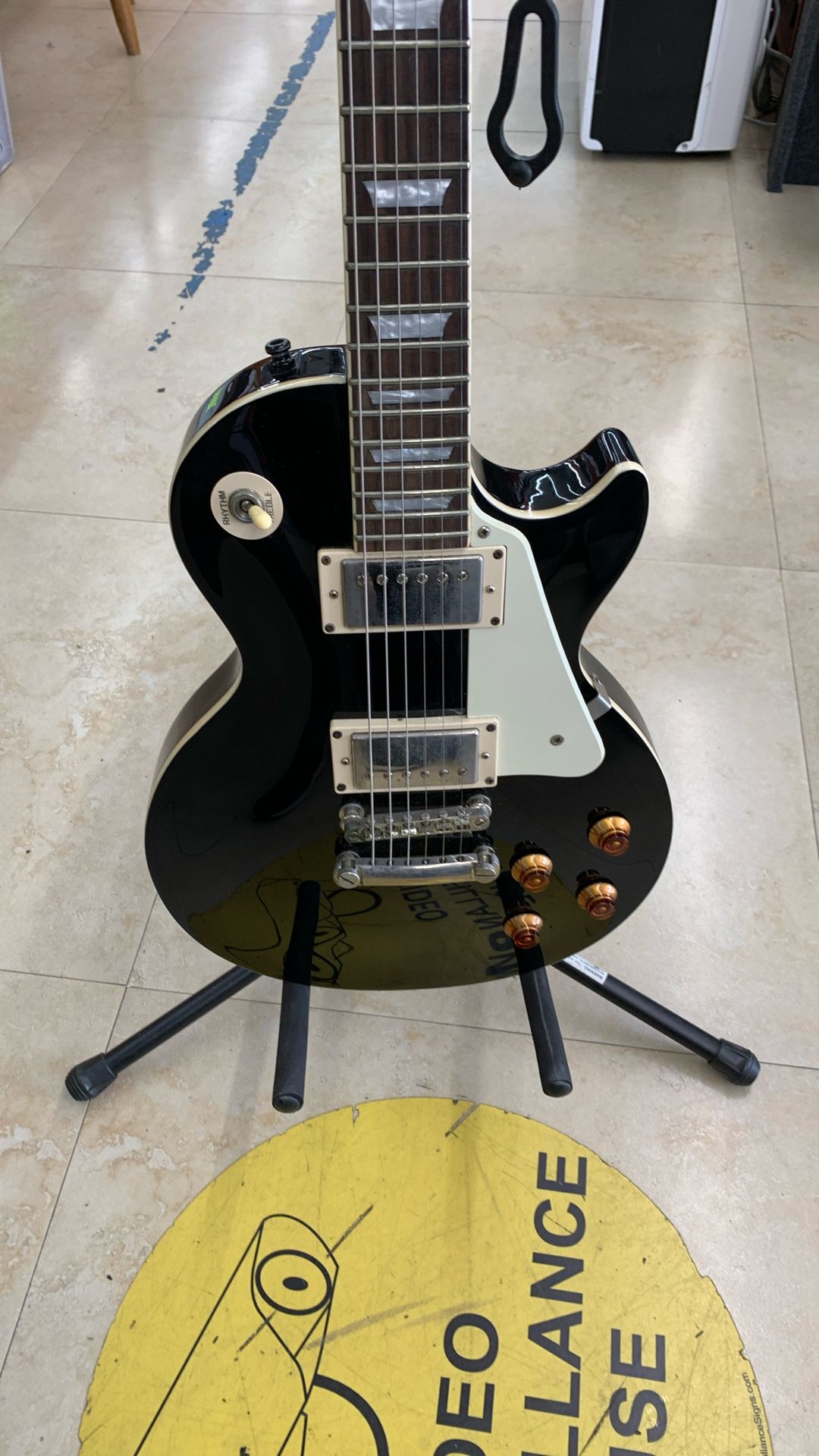 Epiphone Les Paul Standard Guitar, Nice!