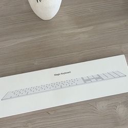 Apple Magic Keyboard with Numeric Keypad