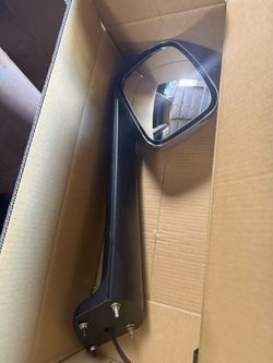 New Freightliner Cascadia 2018+, Hood Mirrors Assembly with Heater (pair)