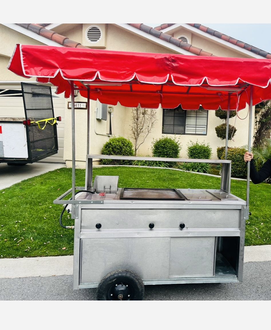 Food Cart With Fryer And Flat Skillet And Food, Compartments And