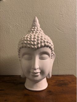 Buddha head