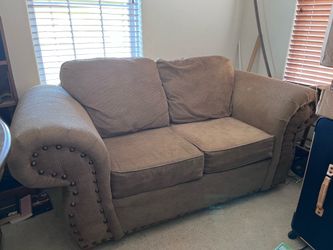 $125/ Luv Seat for 2!