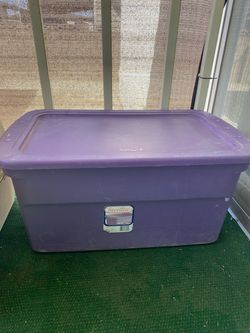 Plastic Storage Totes