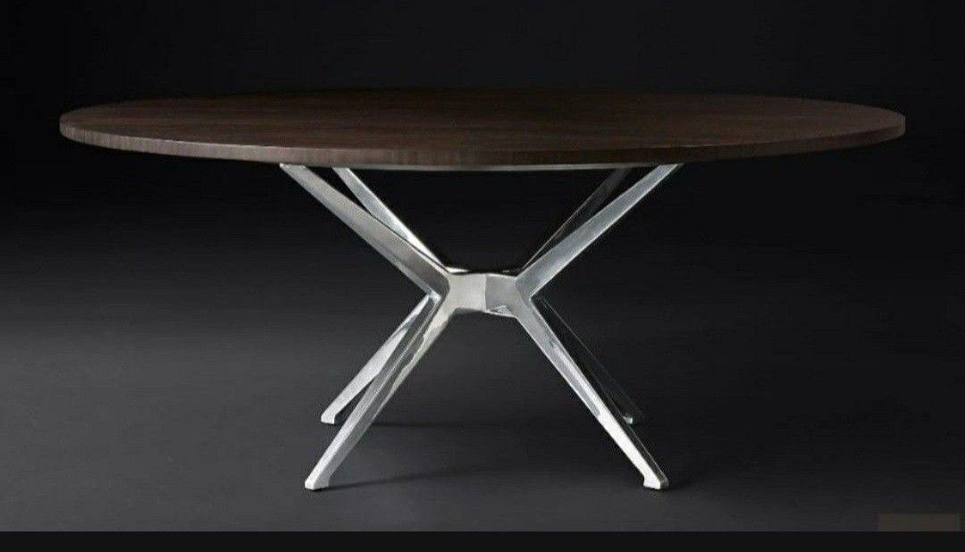RH Restoration Hardware MASLOW SPIDER ROUND DINING TABLE