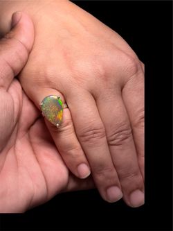 7 Carat Natural Ethiopian Opal Ring 925 Sterling Silver Handmade Size 4.2