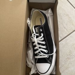 Men’s Converse Size 11 (2) Pairs 