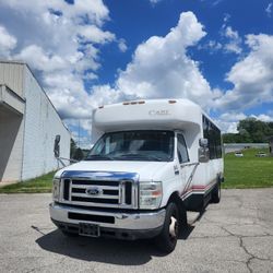 2011 Ford E-450
