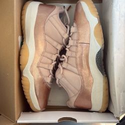 Jordan 11 Rose Gold 
