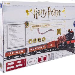 Harry Potter Hogwarts Express Train Set 