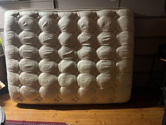 Seally queen size pillow top mattress