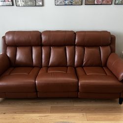 Electric Reclining Couch