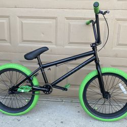 Elite Bmx Bike Brand New 