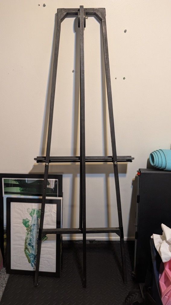 Wood Easel