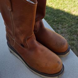 Thorogood heritage boots 9.5 D  $180