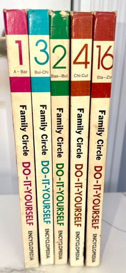 Family Circle Do-It-Yourself Encyclopedia - Partial Set (5 Volumes) Vintage 1(contact info removed)!