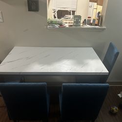 Dining Room Table Set