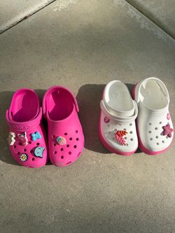 Little girl crocs