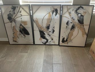 3 wall pictures
