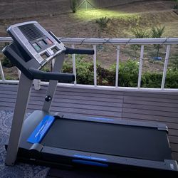 Proform xp crosswalk 580 treadmill sale