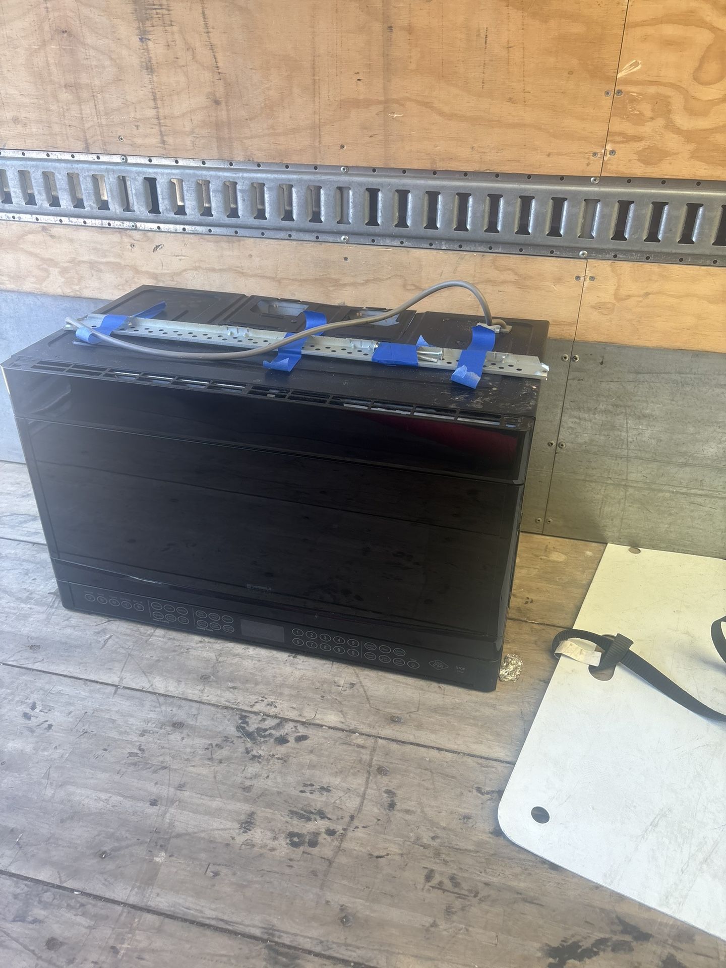 Microwave (Kenmore Elite)