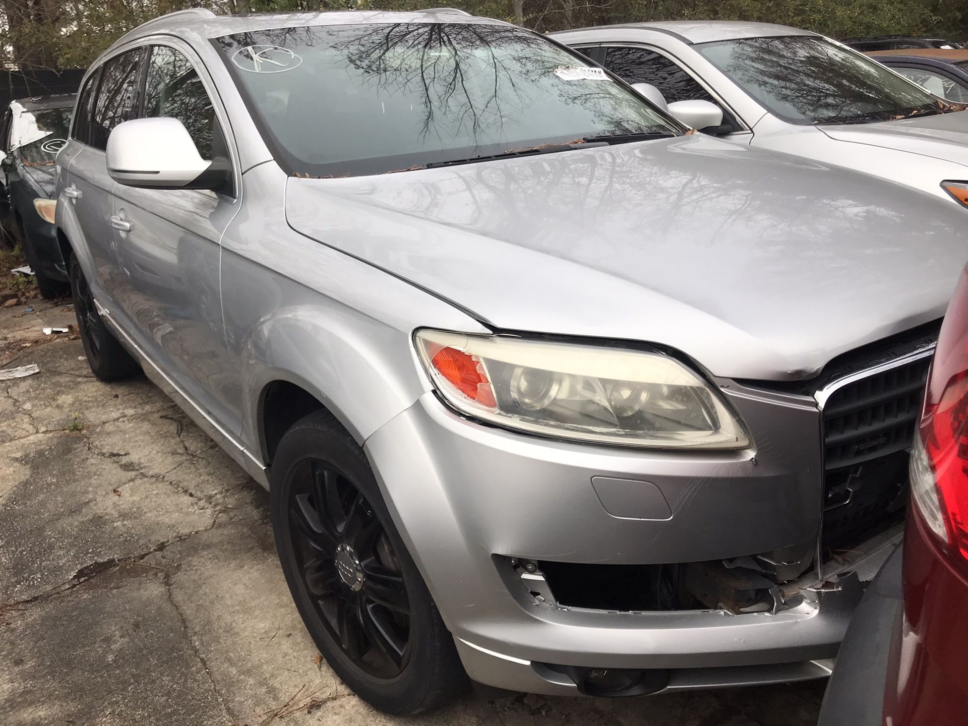 Audi Q7 for parts