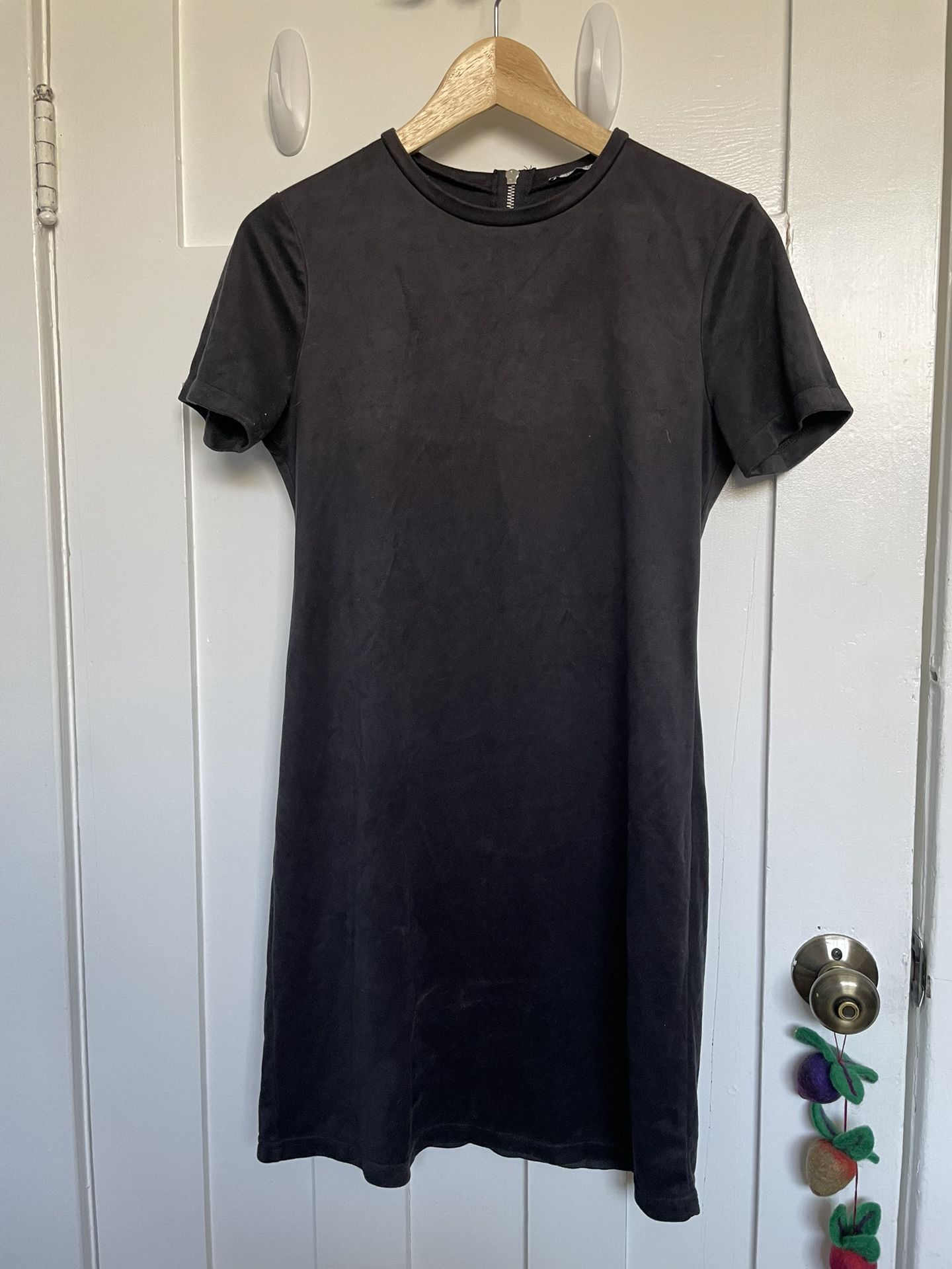 Zara shift dress M