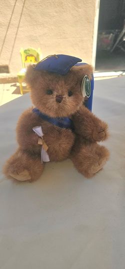 Graduation bear