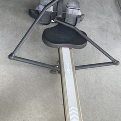 Lanos Rowing Machine 
