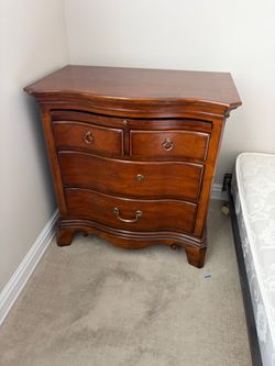 Thomasville nightstand