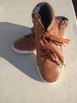 Kids Shoes Size 12 In Good Condition Like New
