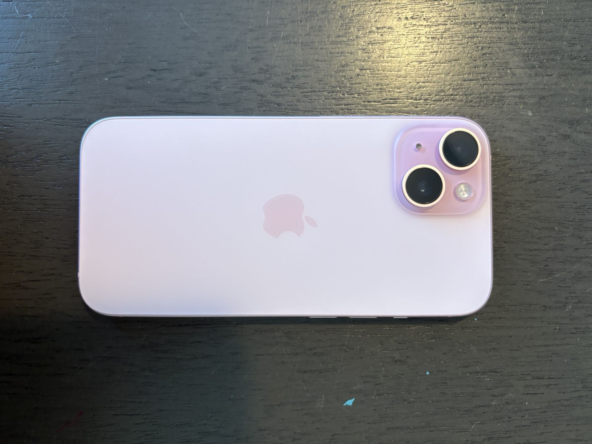 iPhone 15 Pink 