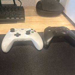 Xbox Controllers 