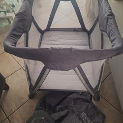 Nuna  Cuna Siena Aire Travel 