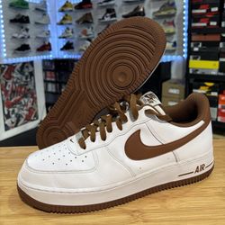 NIKE AIR FORCE 1 LOW “MOCHA” SIZE 11