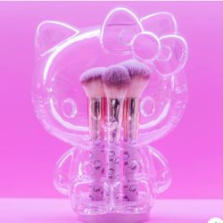 Hello Kitty 6 Piece Make Up Brush Set 