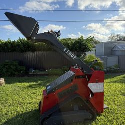 2023 Mini Skid Steer SCl800
