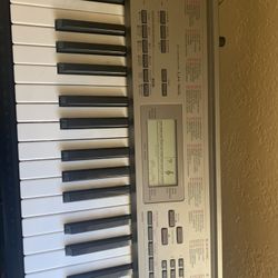 Casio LK-165 Keyboard with stand
