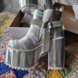 YRU Gemma 2 Holographic Silver Harness Platform Disco Space Rave Boots Size 8