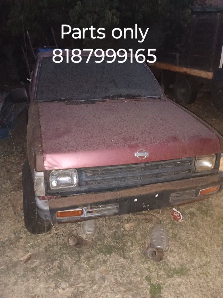 Nissan Hardbody D21 Parts For Sale. Body Interior Engine Transmission Glass