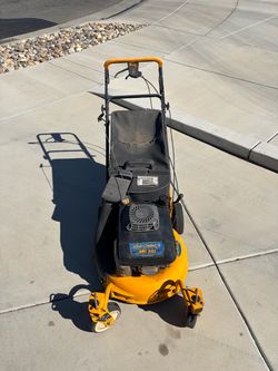Cub cadet lawnmower