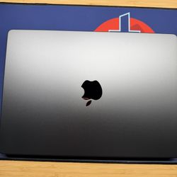 MacBook Pro 14 Inch  Nano Textured Screen 